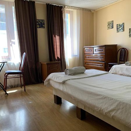 Home Stay Georgia Tbilisi ภายนอก รูปภาพ